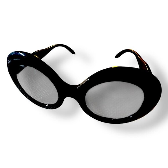 Authentic - Victoria Beckham-  Flared Round Black Sunglasses with Case & Box - Picture 1 of 4